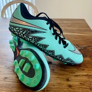 Nike Hypervenom Cleat